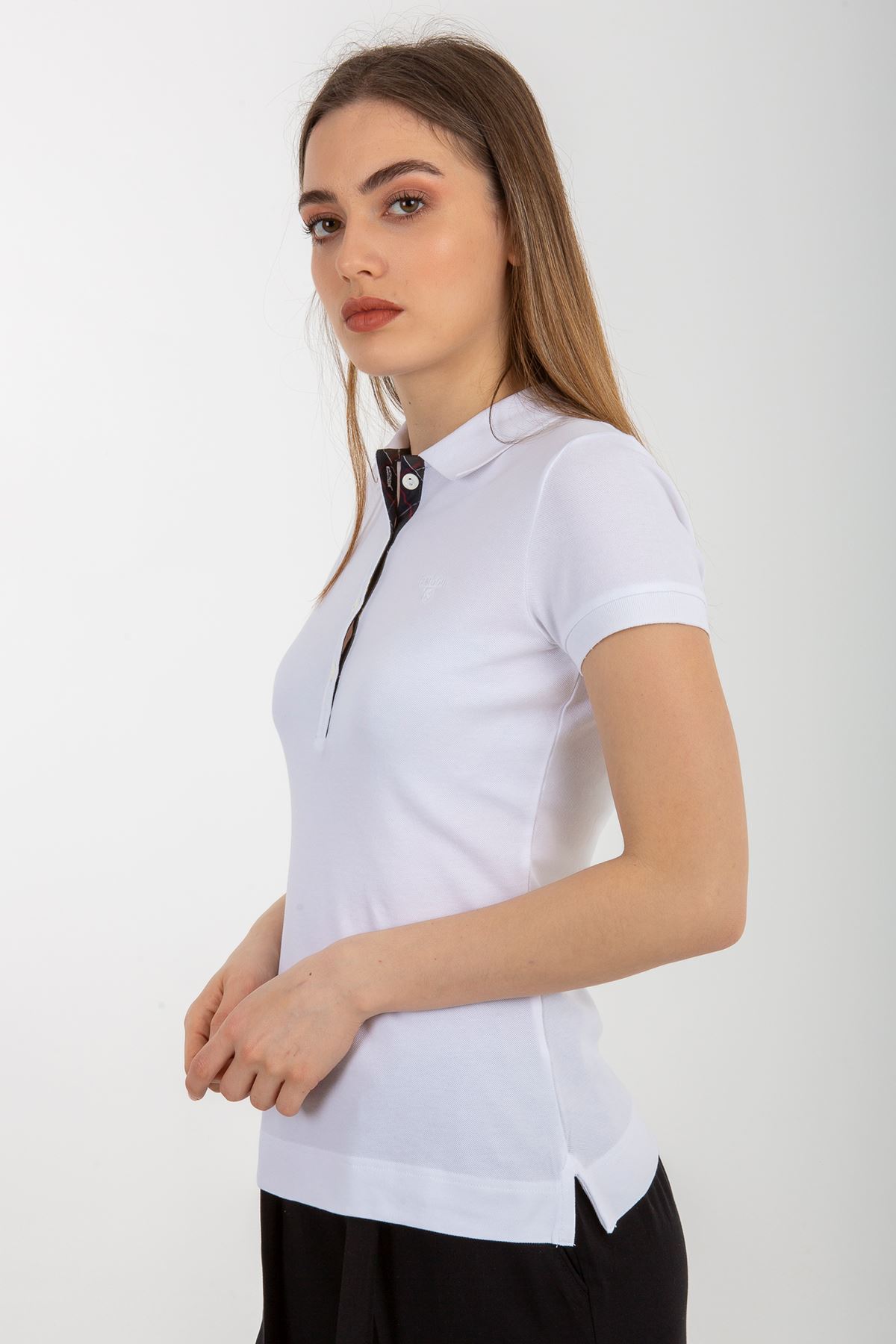 Barbour Beyaz Polo Yaka Kısa Kollu Kadın Tişört